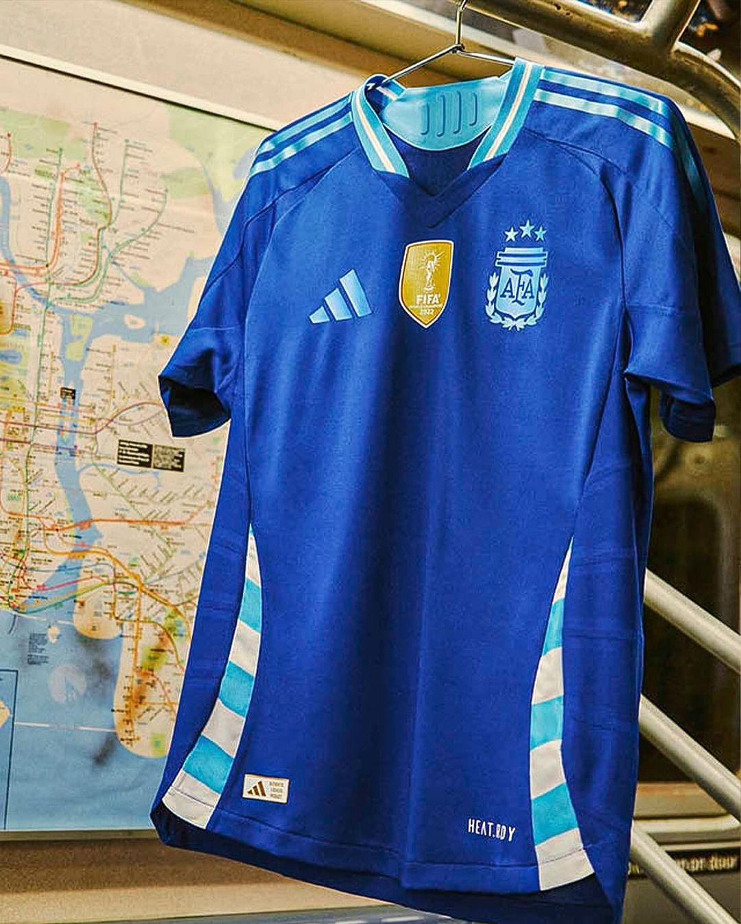 Camisa Argentina Away 2024/25 Patch de Campeão + Brinde Surpresa - Loja da Seven Oficial