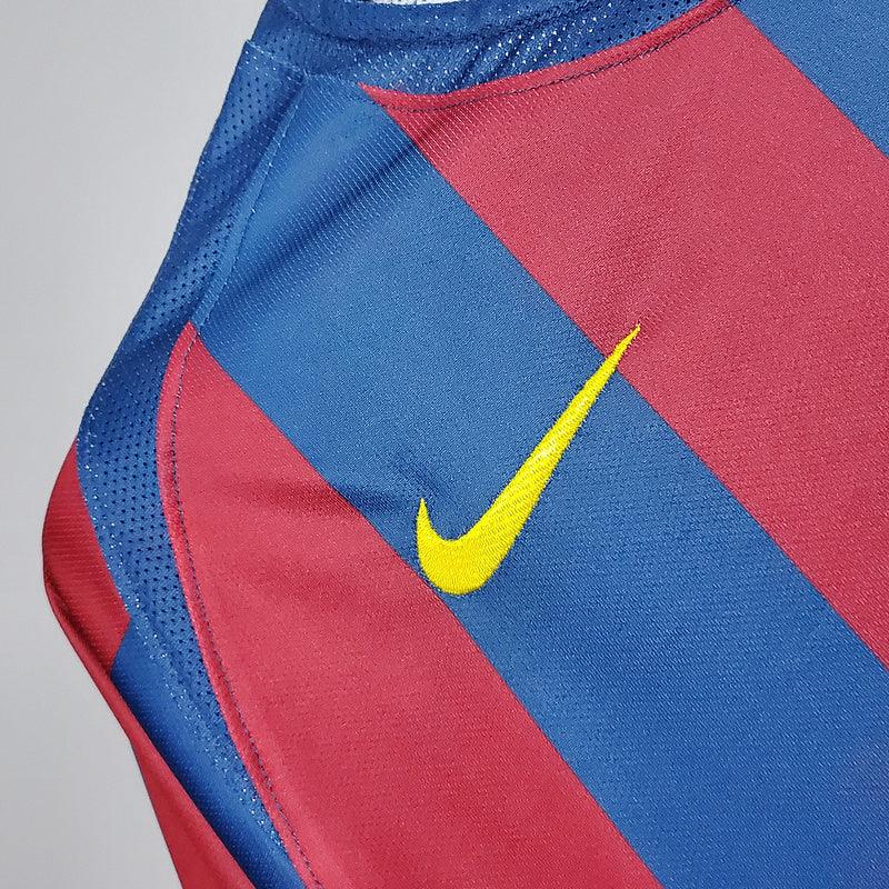 Camisa Barcelona Retrô 2006 Azul e Vermelha - Nike - Loja da Seven Oficial