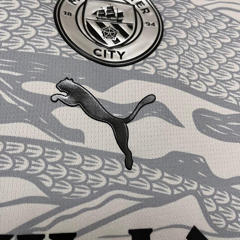 Camisa Manchester City I 24/25 Puma - Ano do Dragão - Loja da Seven Oficial