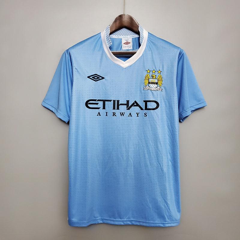 Camisa Manchester City Retrô 2011/2012 Azul - Umbro - Loja da Seven Oficial