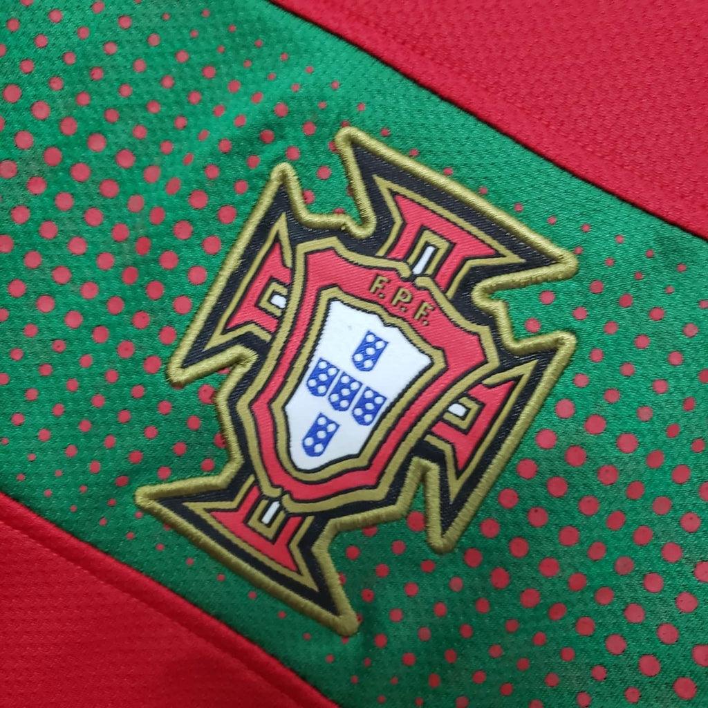 Camisa Portugal Retrô 2010 Vermelha e Verde - Nike - Loja da Seven Oficial