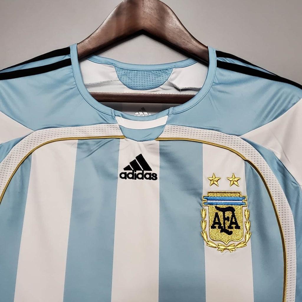 Camisa Seleção Argentina Retrô 2006 Azul e Branca- Adidas - Loja da Seven Oficial