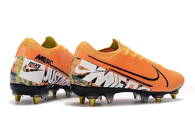 Chuteira Campo Nike Mercurial Vapor 13 Elite SG-PRO Anti Clog Orange - Low - Loja da Seven Oficial