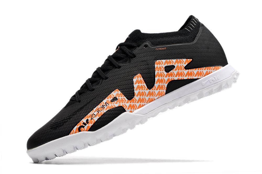 Chuteira Society Nike Air Zoom TF Preto/Laranja - Low - Loja da Seven Oficial