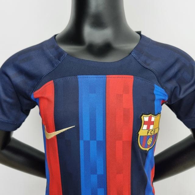 Kit Infantil Barcelona 22/23 Nike - Azul e Vermelho - Loja da Seven Oficial