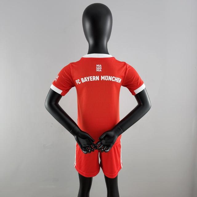 Kit Infantil Bayern de Munique 22/23 Adidas - Vermelho - Loja da Seven Oficial