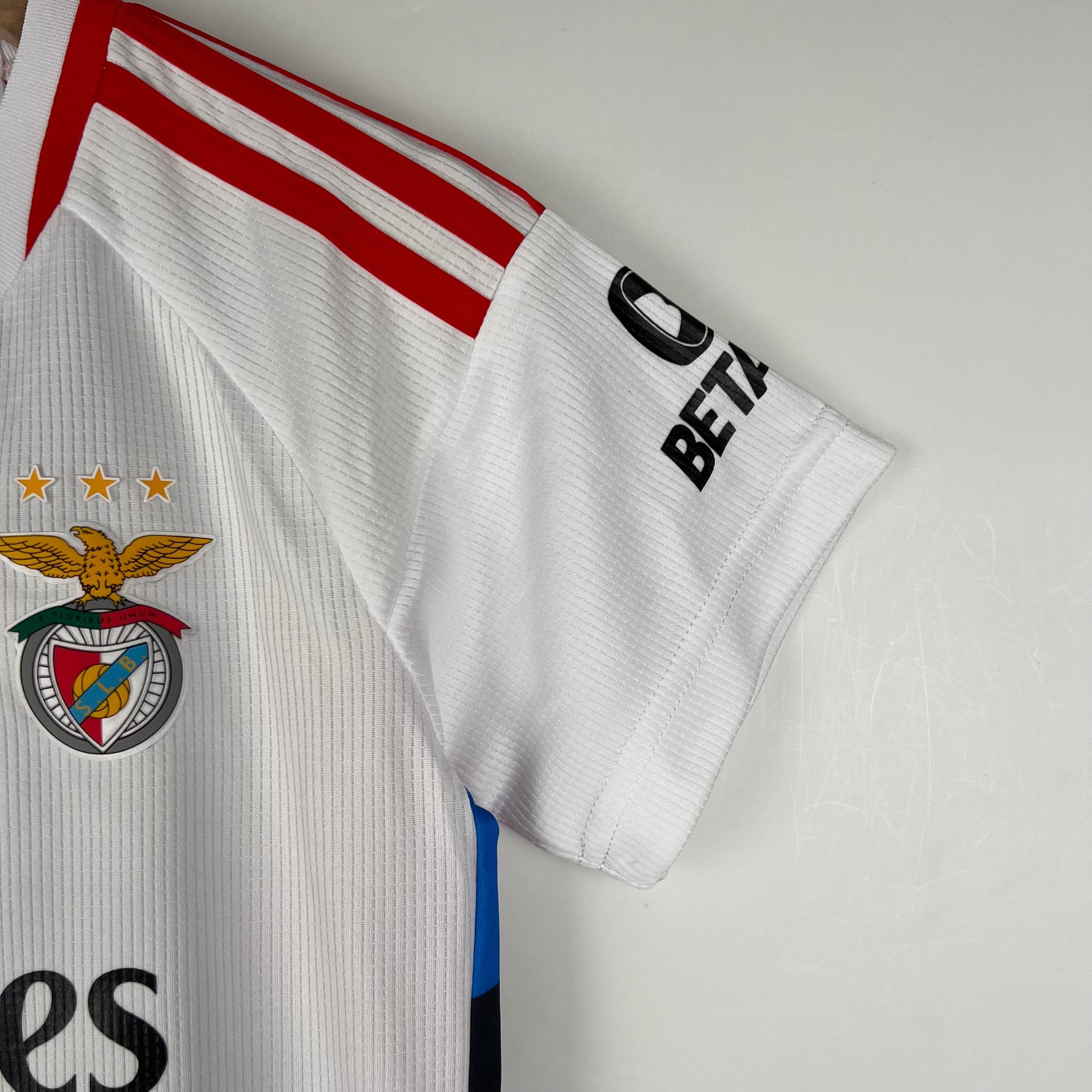 Kit Infantil Benfica I 23/24 - Branca - Loja da Seven Oficial