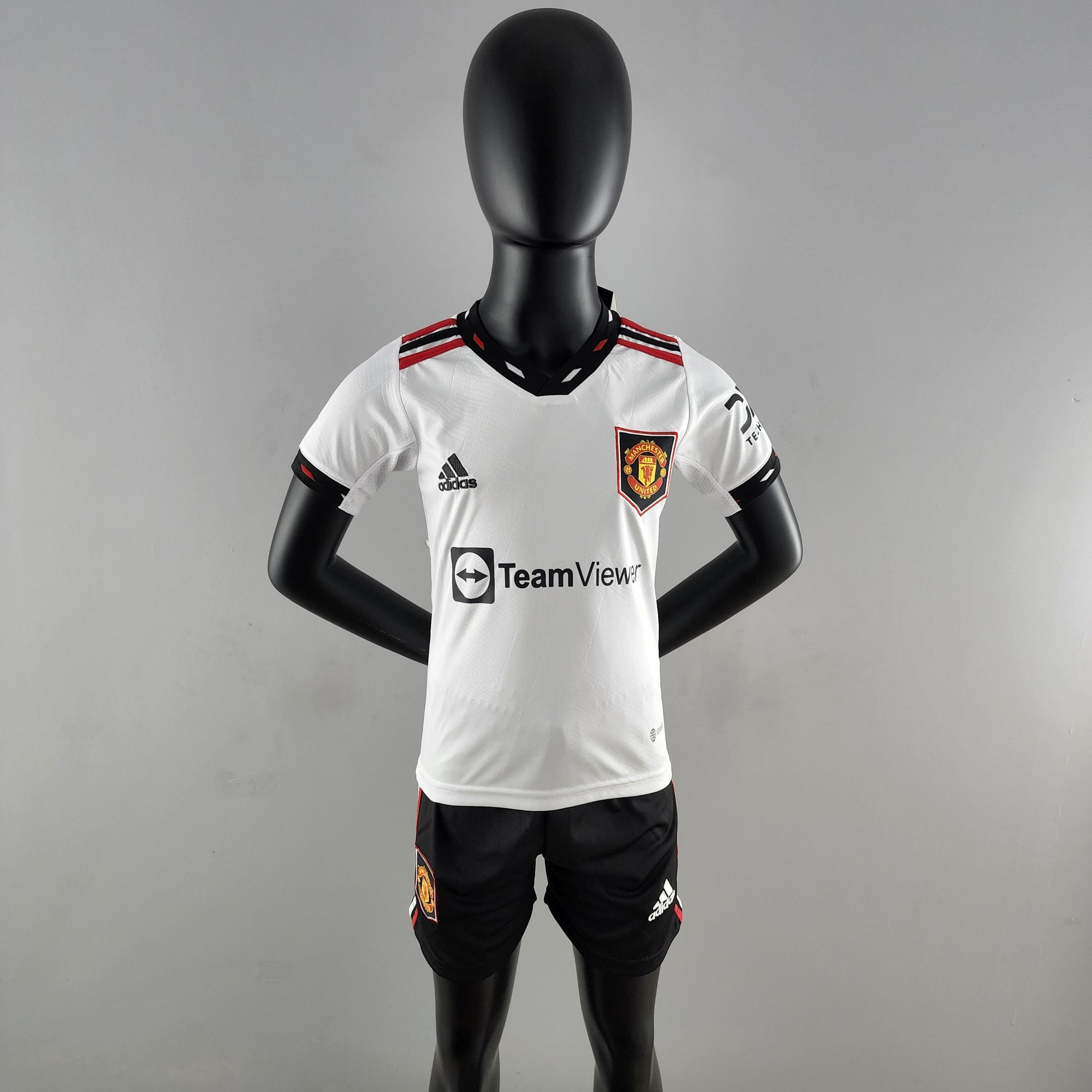 Kit Infantil Manchester United II 22/23 Adidas - Branco - Loja da Seven Oficial