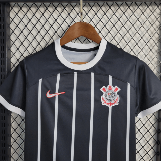 Kit Infantil Nike Corinthians Home 2023/24 - Preta - Loja da Seven Oficial