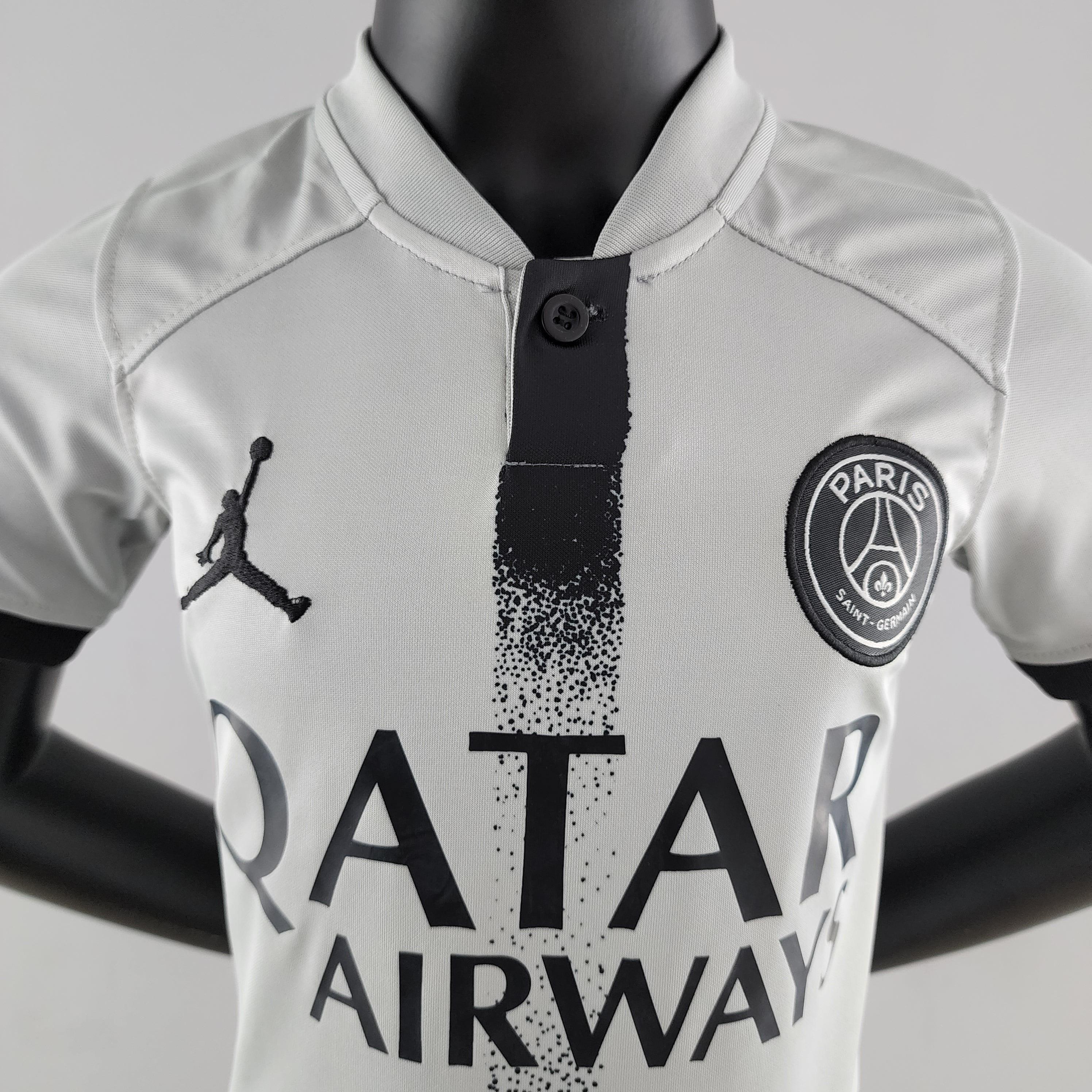 Kit Infantil PSG 22/23 Nike Jordan - Branco - Loja da Seven Oficial